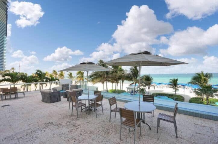 Beachfront Resort - Pool - Ocean View Balcony- Gym Miami Beach Exterior photo