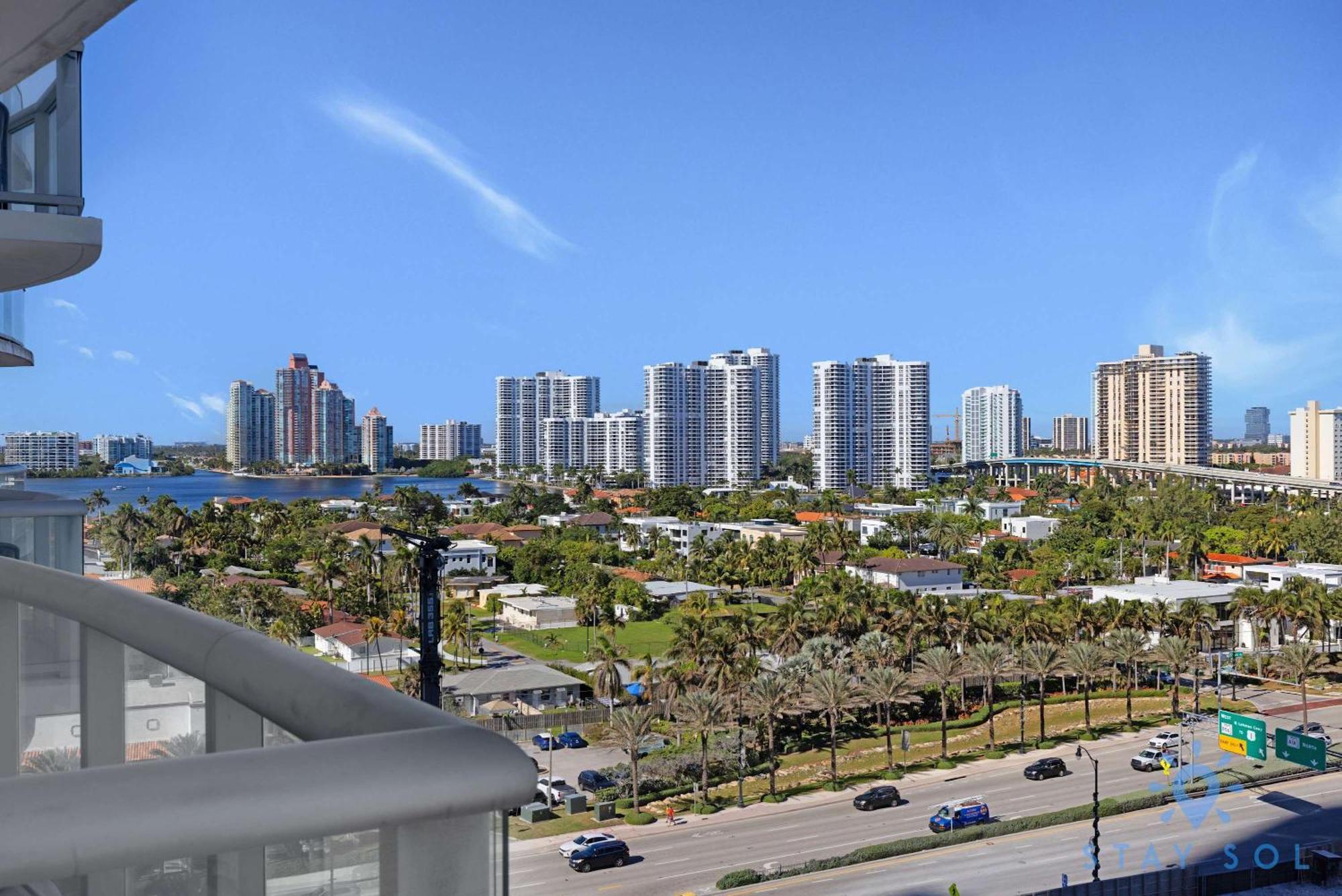 Beachfront Resort - Pool - Ocean View Balcony- Gym Miami Beach Exterior photo